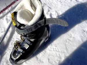 Salomon Idol 8 performance ski boot for women.